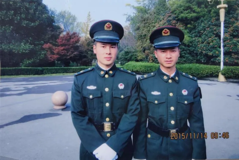 “這身軍裝我還沒穿夠！”下士退伍2年后，再次參軍當(dāng)新兵