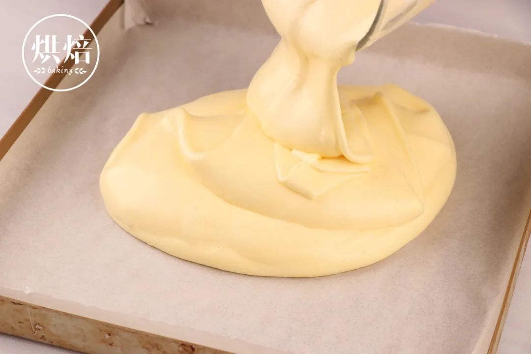 埋进椰香奶油慕斯里的芋泥卷 光看介绍就知道就多好吃了