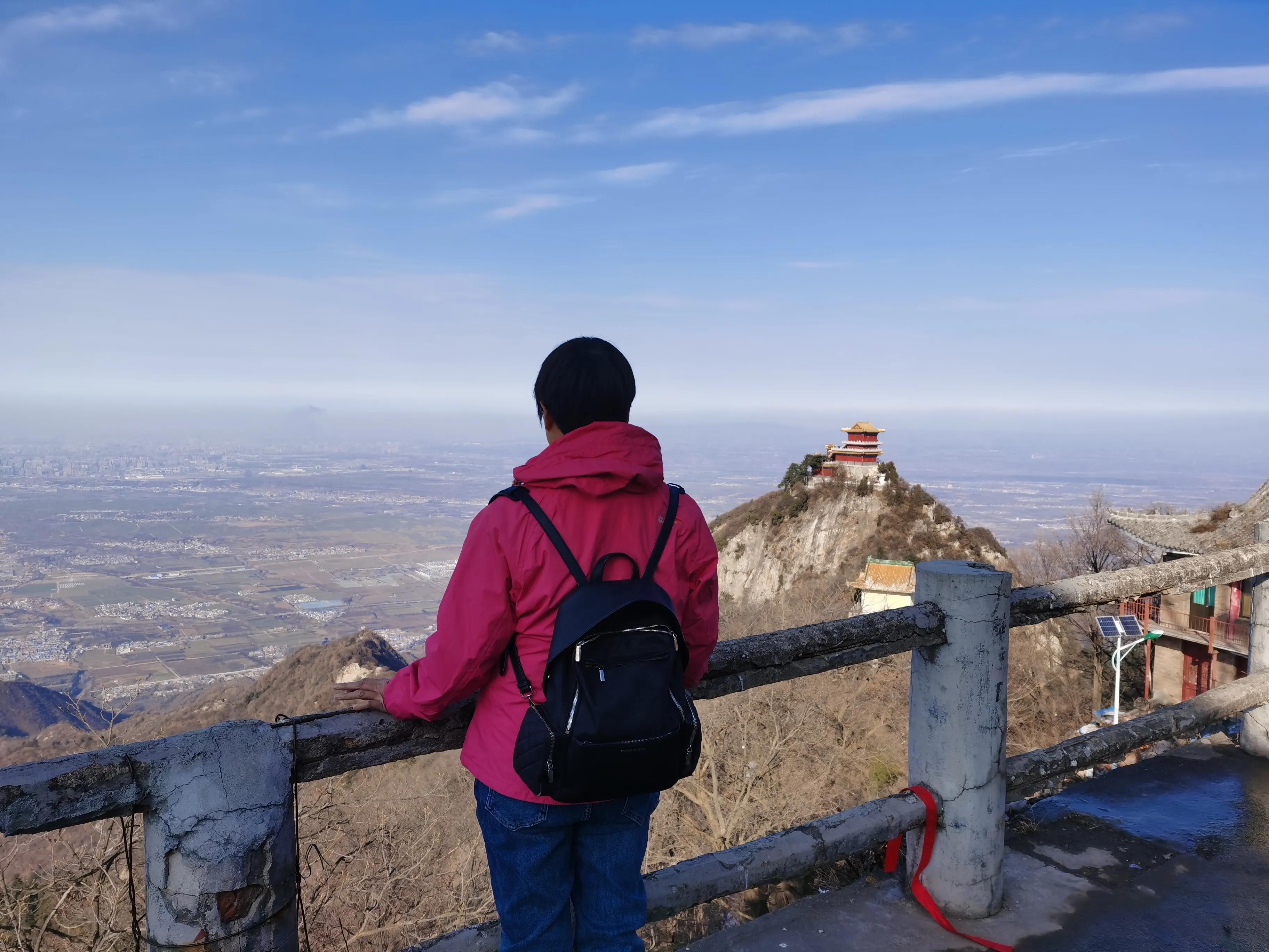 迎春纳福南五台登高望远一年好景