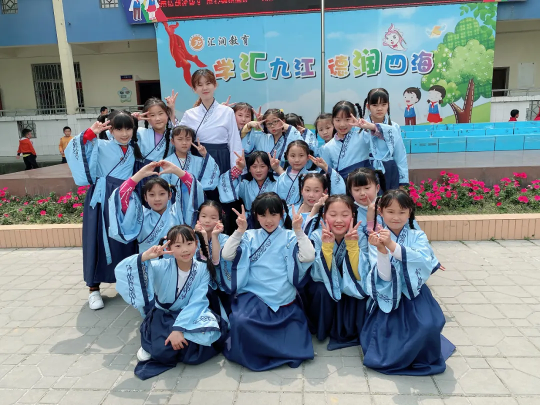 成都市双流区九江小学千子门校区特色阅读之师生诵读活动