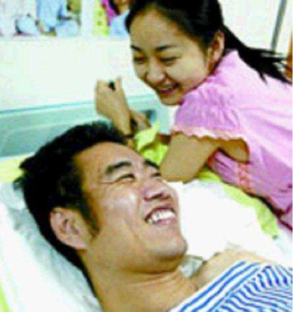 悲情丛飞做公益11年，患癌后，受捐助的人：你什