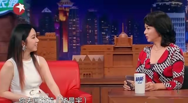 变样|邓紫棋淡妆大变样网友直呼认不出 网友：听声音才能认出来