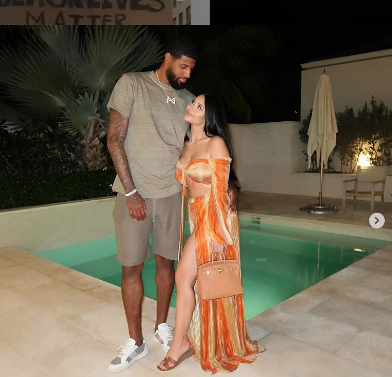 恭喜！喬治海邊求婚女友成功，性感灰姑娘苦戀7年正式上位！-黑特籃球-NBA新聞影音圖片分享社區