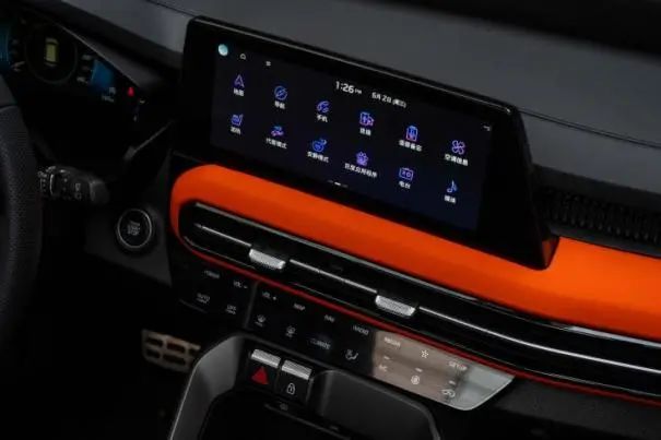 对标缤智、逍客，除了颜值，智跑Ace还用上了200匹马力的1.5T