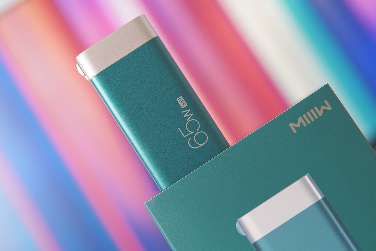 出门，一个充电器就够了——米物甄妙65W氮化镓充电器