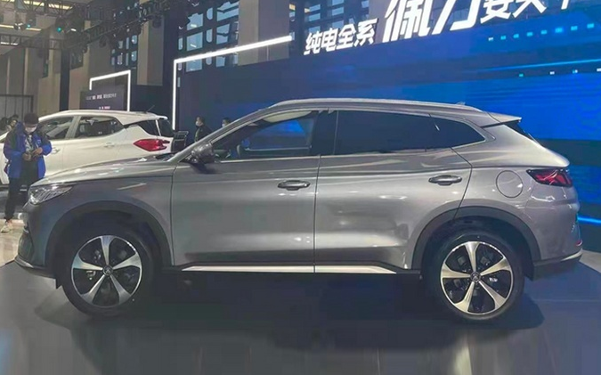 没三十万就别买电车？这些才是最适合普通人的新能源汽车