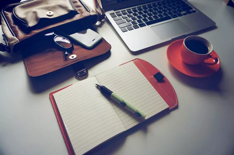 我才24岁，却看懂了余欢水的悲哀：职场3大误区