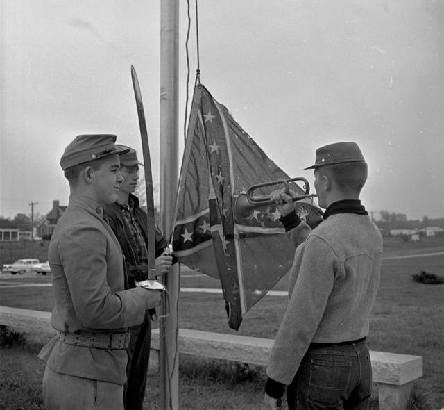 �邦聯旗�現身美國國會，內戰�傷疤�被揭開，美國人慌不慌？