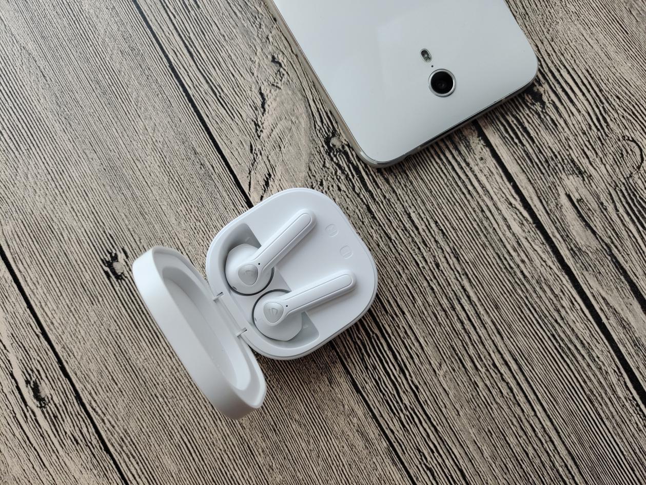 百元TWS又出新竞品，泥炭TrueAir2真无线耳机体验