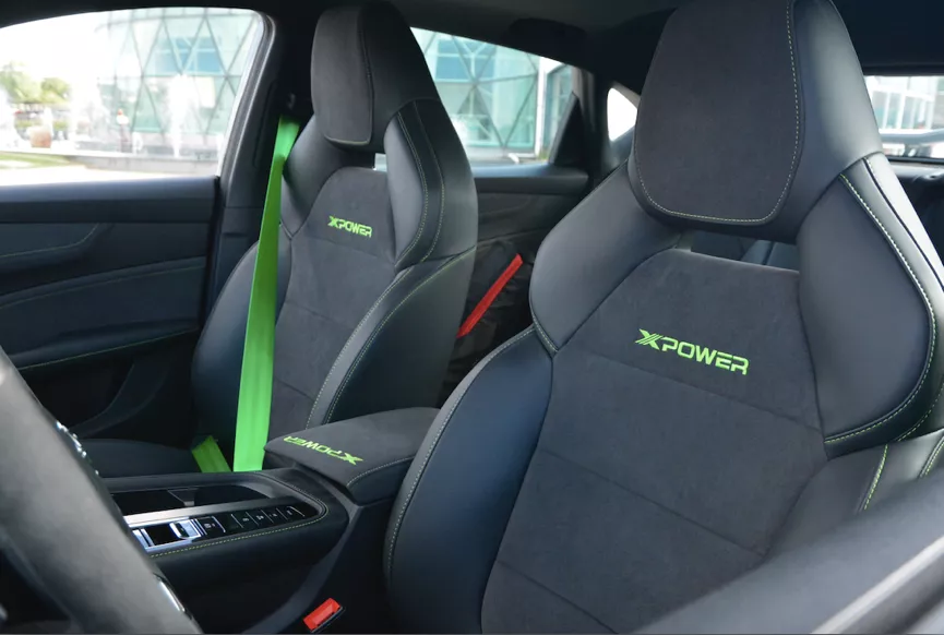 赛道猛兽 极致性能大玩具 道路试驾上汽名爵MG6 XPOWER