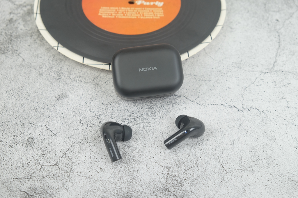 它不能砸核桃，但它能给你更多，诺基亚E3500耳机全面评测