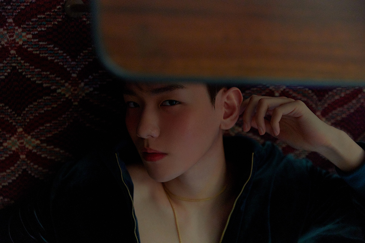 EXO边伯贤自嘲：我的生活像草莓味糖果，因为又