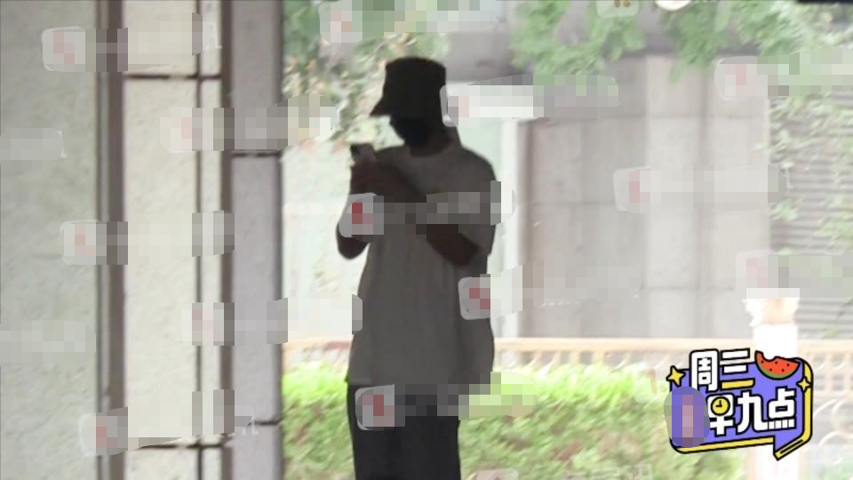 李汶翰恋情再添锤，与大六岁女方疑似同居，曾被扒情侣头像穿同款