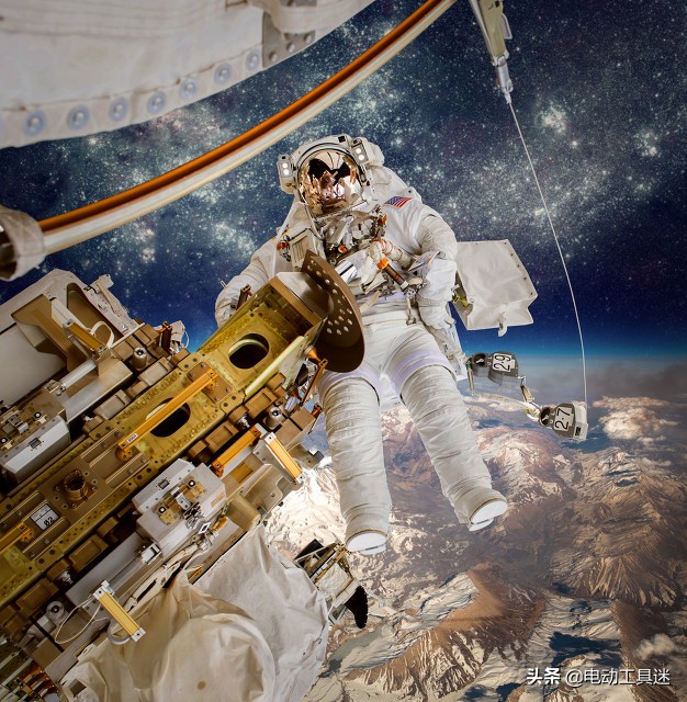 美国迟发消息事出有因，国际空间站维修出状况，两宇航员紧急排险