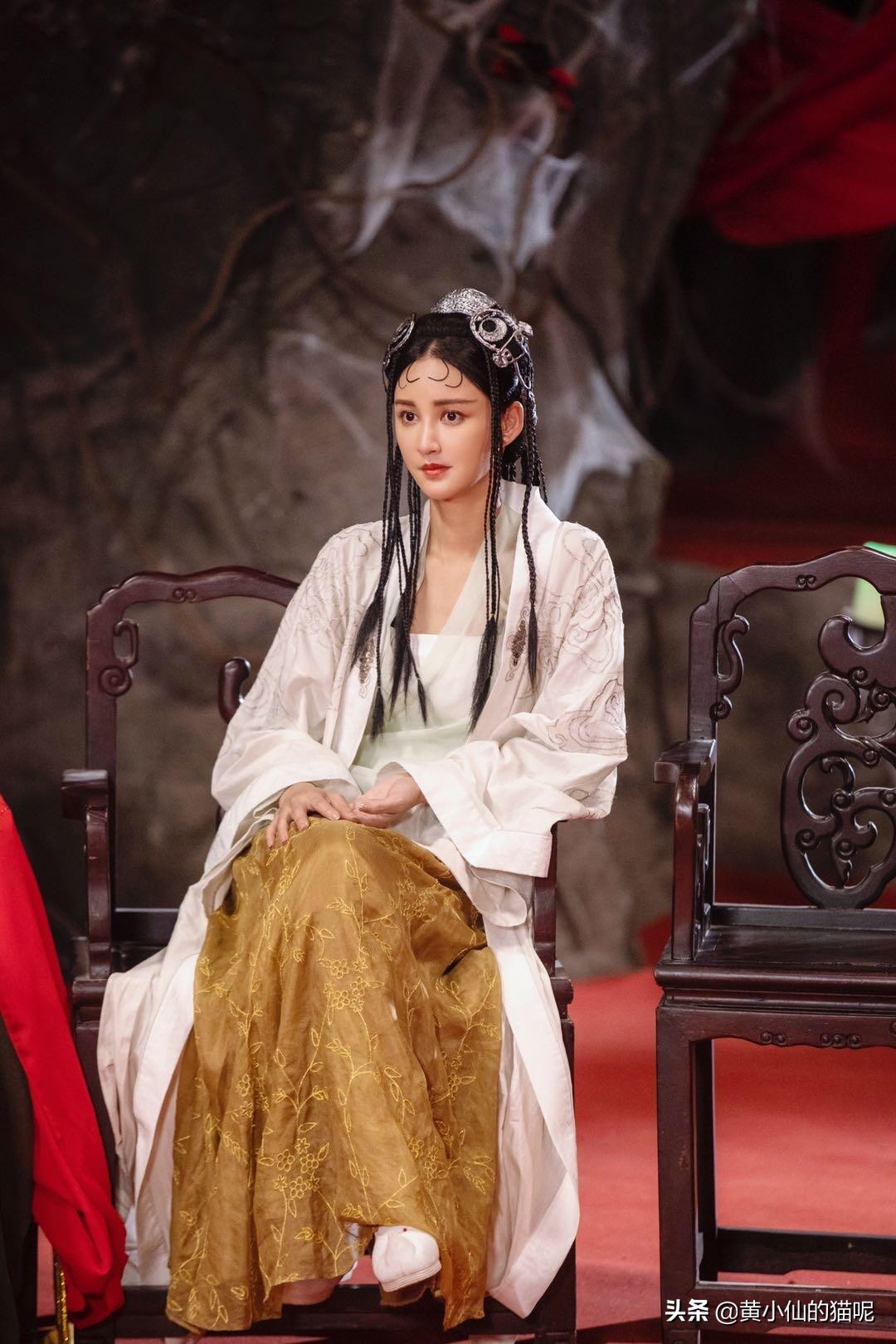 张歆艺减肥成功，当她录节目扮“白骨精”造型