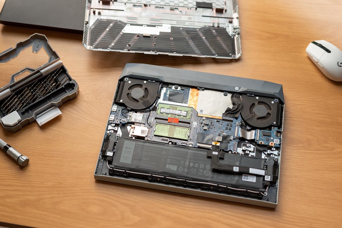 How to clean and maintain your laptop?DELL series model G15 iMedia