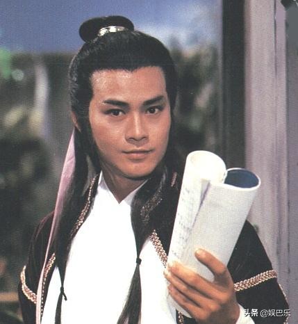 五版楚留香扮演者，前三个都是大帅哥，最后一个不忍目睹