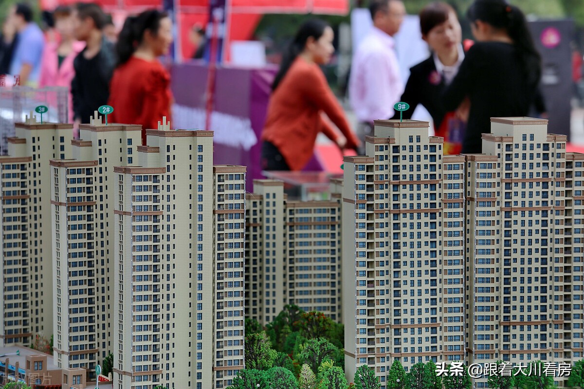 楼市明显“降温”，为何售楼处仍“人满为患”？售楼小姐说出实情