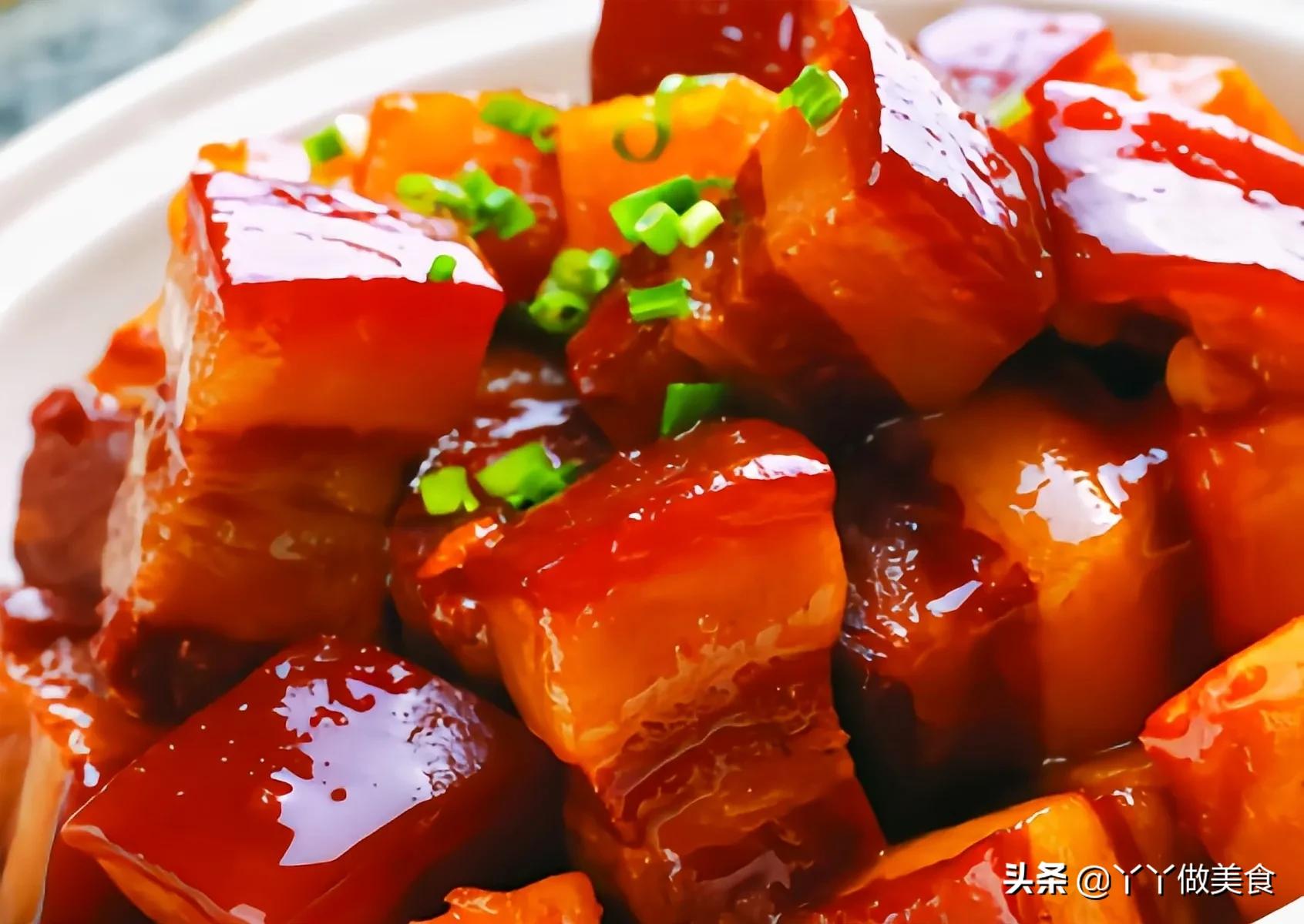 做紅燒肉，切記別焯水和用水燉了，教你一招，肥而不膩，超下飯