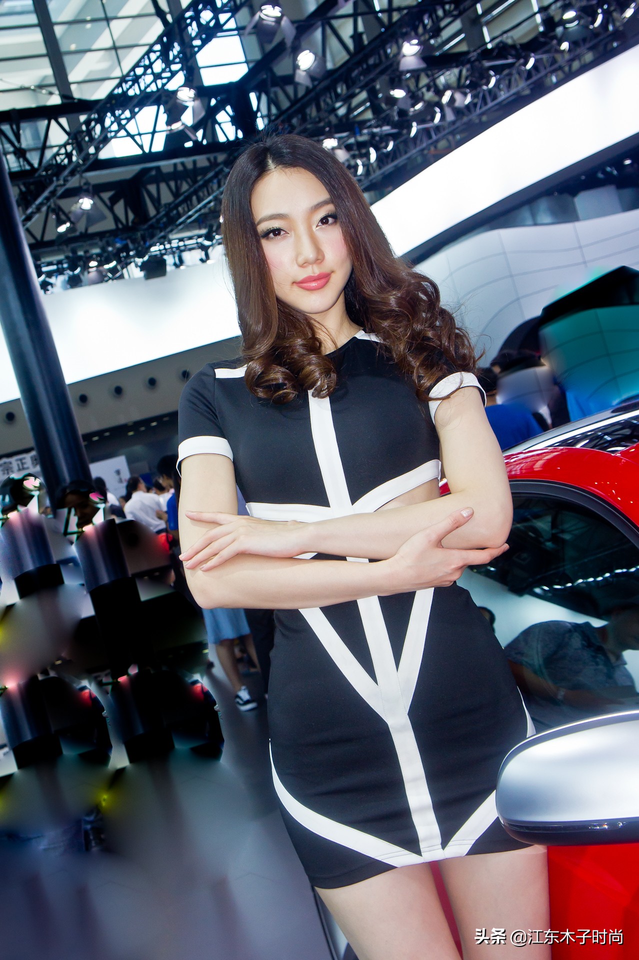 Chinese supermodel Chen Yajie, superb temperament, Audi queen car model ...