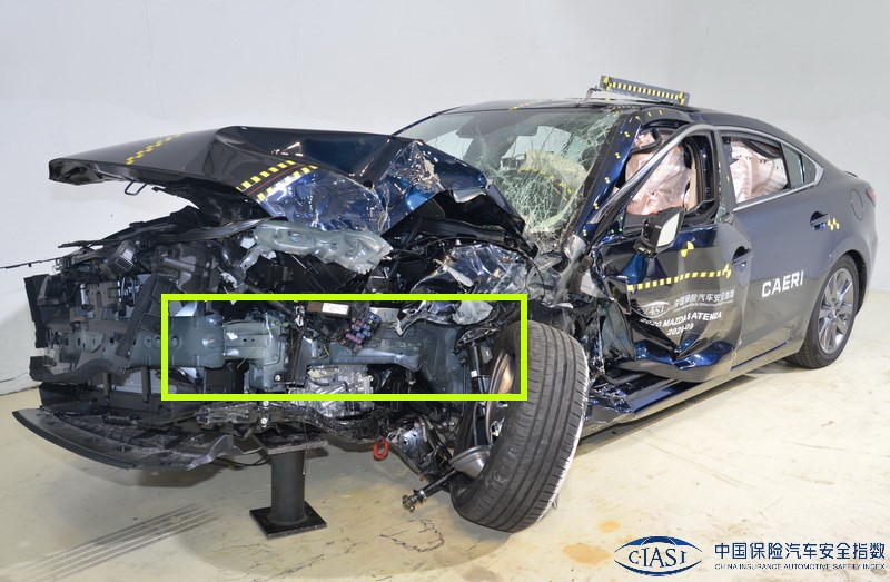 A柱弯折！马自达阿特兹中保研碰撞成绩公布