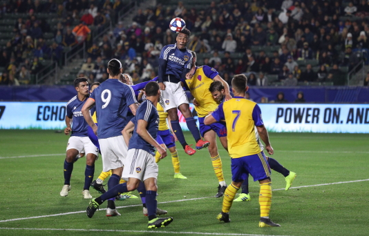 展示最佳体育作品：学会编辑和删除