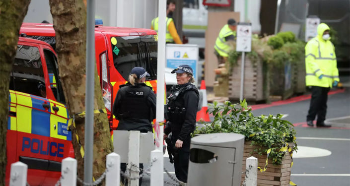 全美8000萬人出行，英國第三次�封國�，西方老大要易主了？