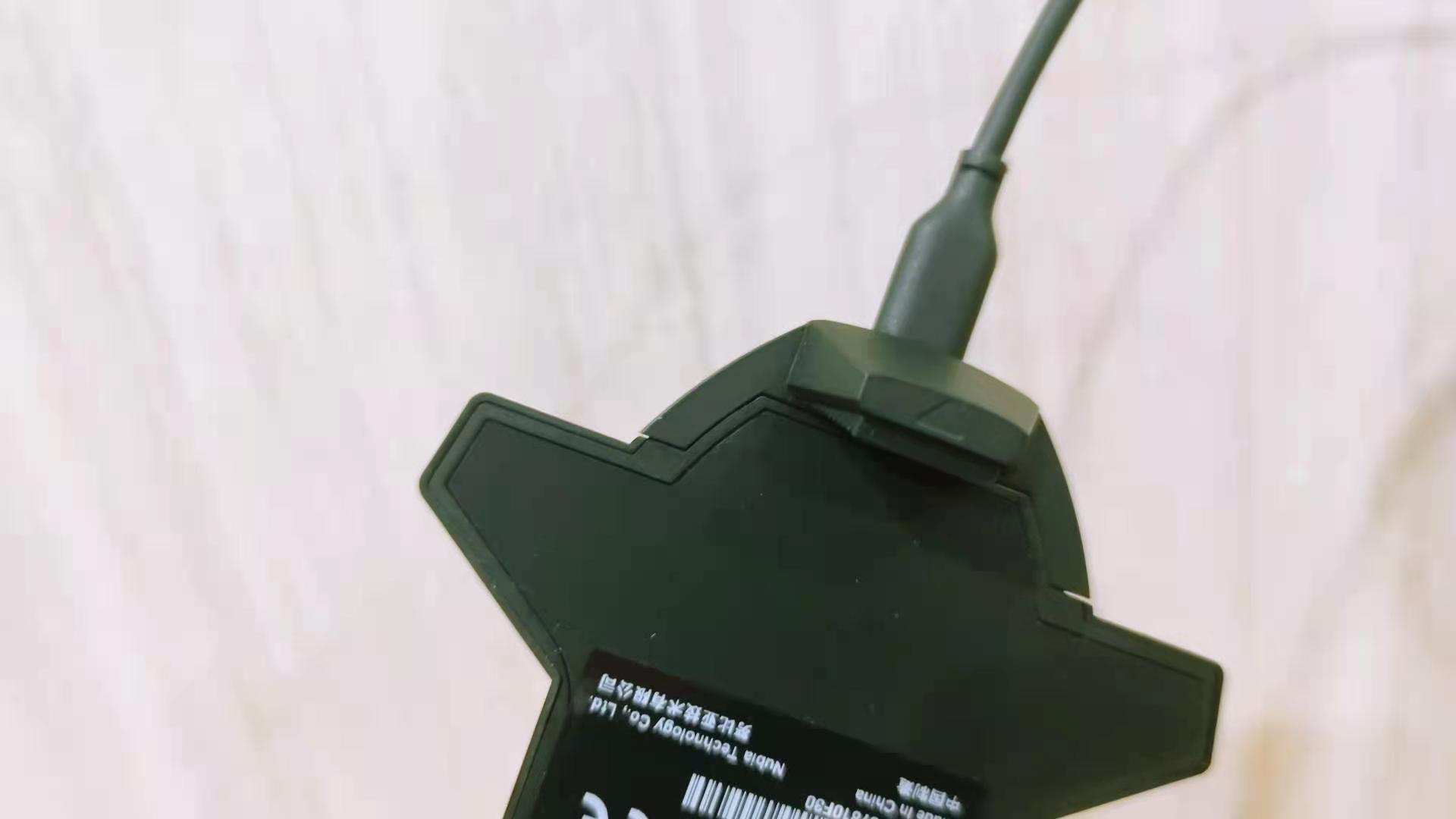 物理外掛，高效散熱，紅魔雙核散熱背夾
