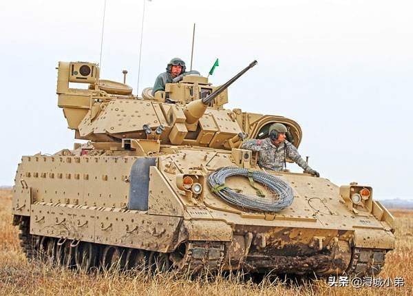 中俄美英德履带式步战车