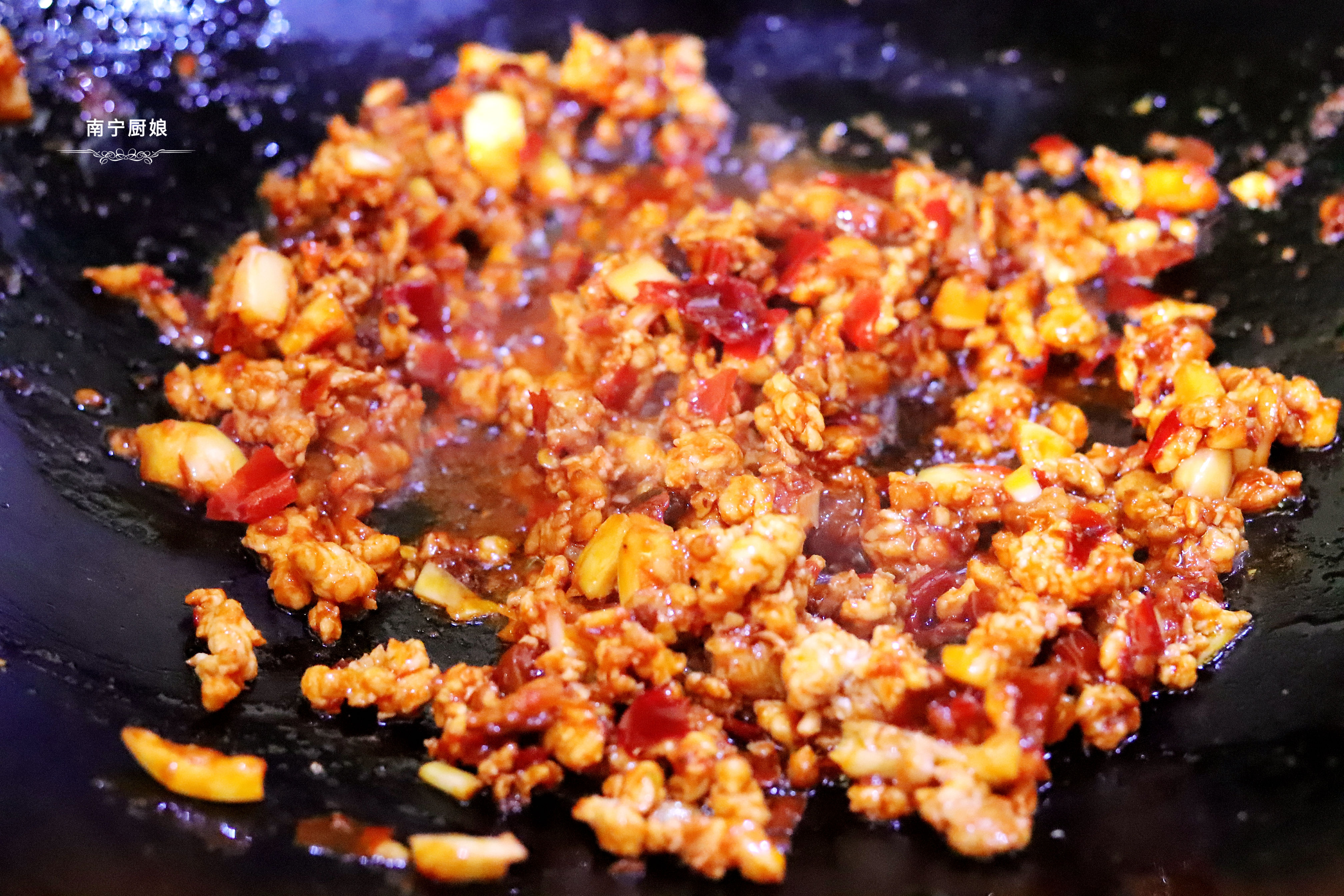 豆腐最饞人的做法，我家一周要吃5次才過癮，每次做一鍋飯不夠吃