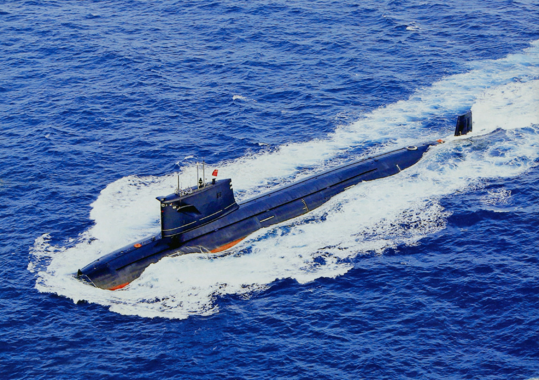 超市买个不到2美元的玩具，回家造出核潜艇！