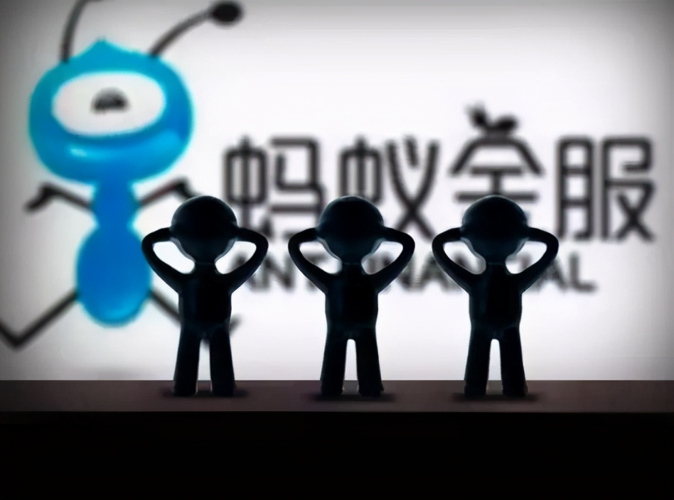 从万人敬仰的马爸爸，到一夜间跌落神坛，马云到底做错了什么？