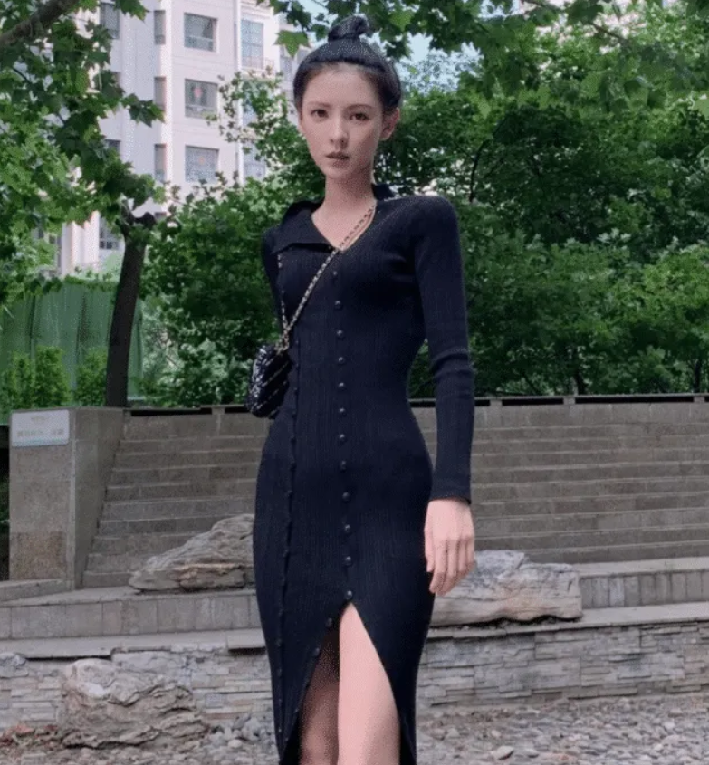 王思聪最美的前任女友，号称"绝世腰精"，这小腰比我大腿都细