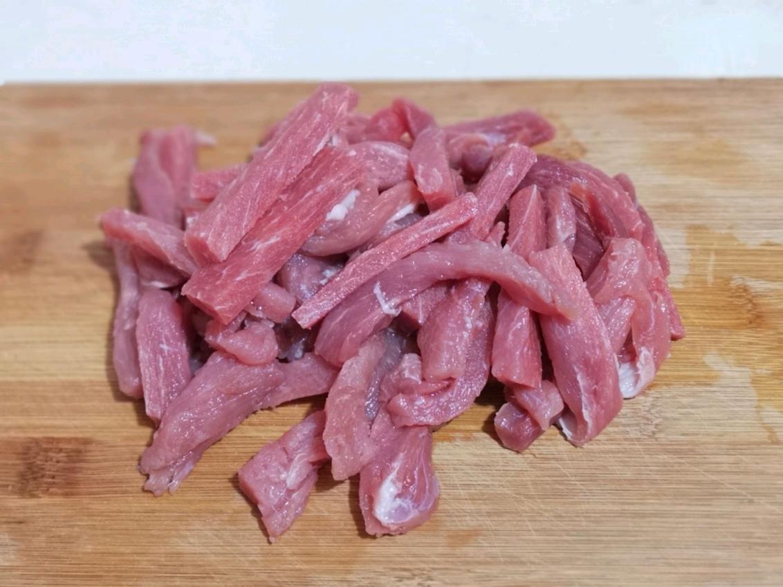 酸酸甜甜的口感再配上一碗米饭，孩子天天吵着要吃，下饭必备