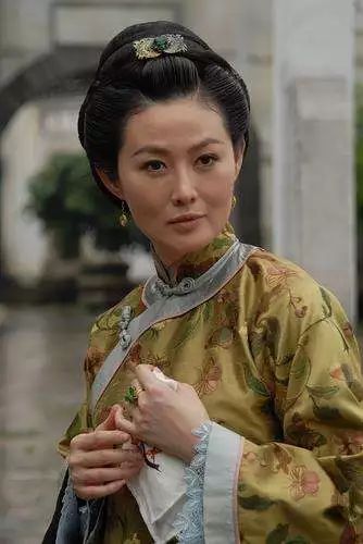 最美潘金莲王思懿，年过48已经认不出，与丈夫结婚至今没孩子