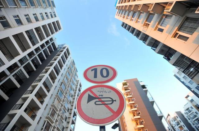 中国到底有多少房子没人住？业内大佬：别宣传