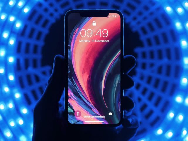 iPhone转败为胜的秘密武器，无5G，新版本iPhone8主推性价比高