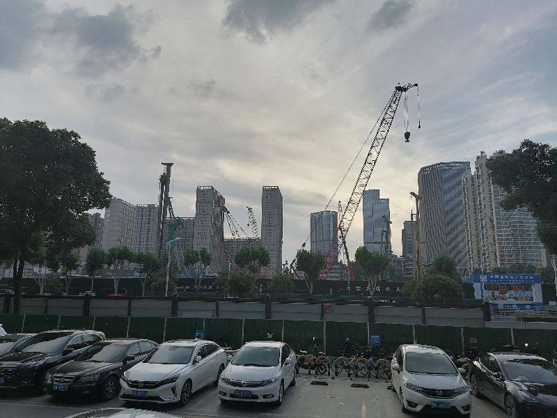 阿里巴巴华中总部正在施工中