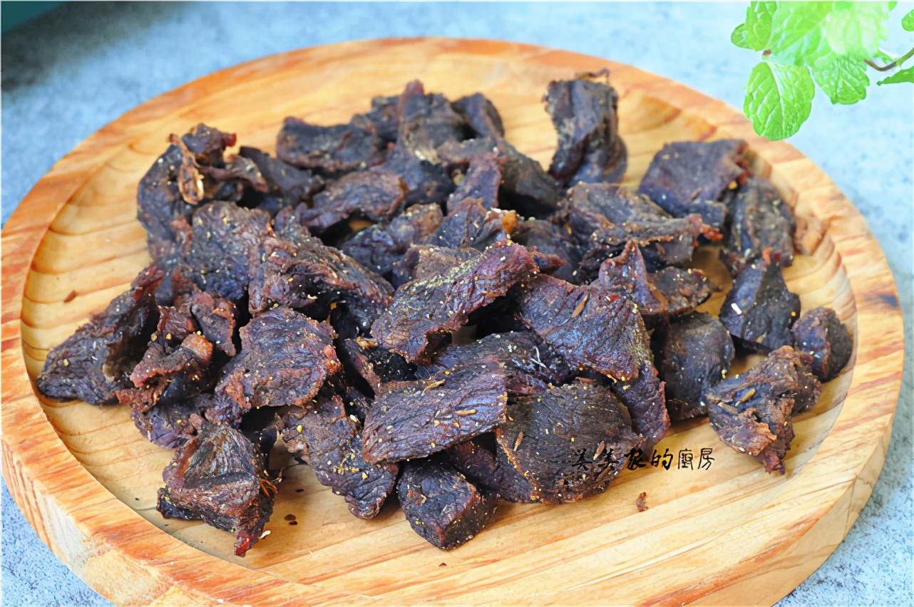 自製牛肉乾，好吃又划算，做法簡單零添加，健身減肥必備