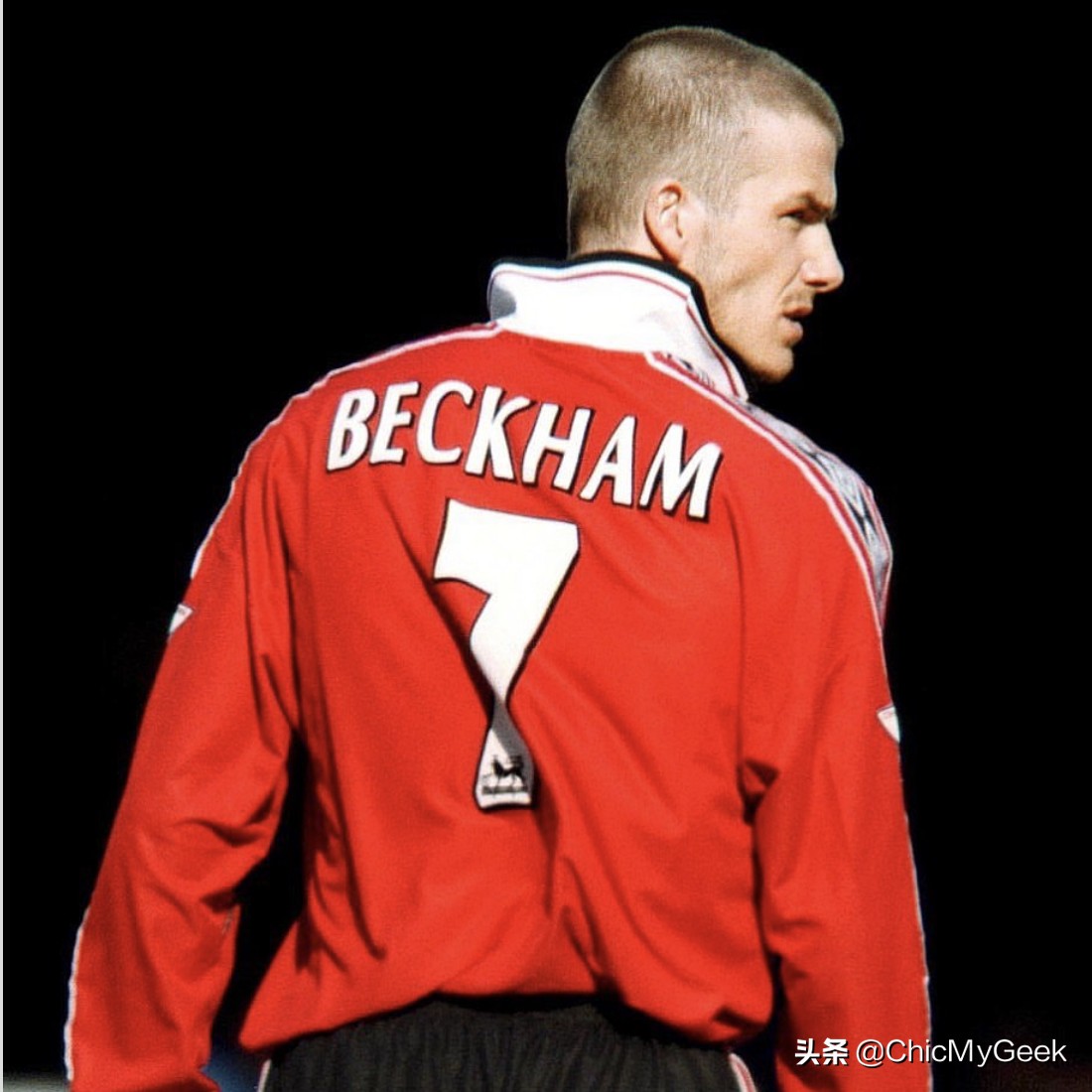 贝克汉姆与两儿子同款发型比帅，老贝还是永远的神