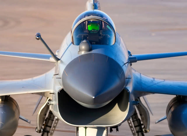 仅有中美两国掌握！国产隐身进气道内部首度曝