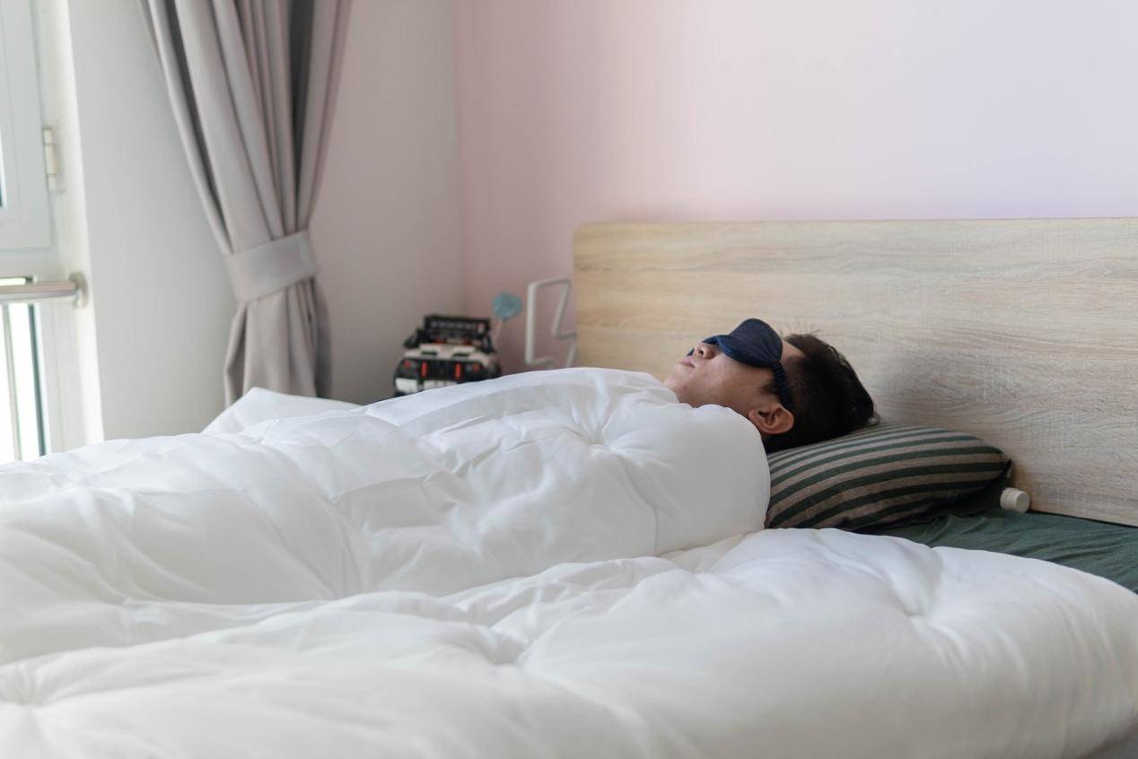 小米有品绘睡超柔玉米纤维抗菌被：一床好被，一个温暖的冬夜