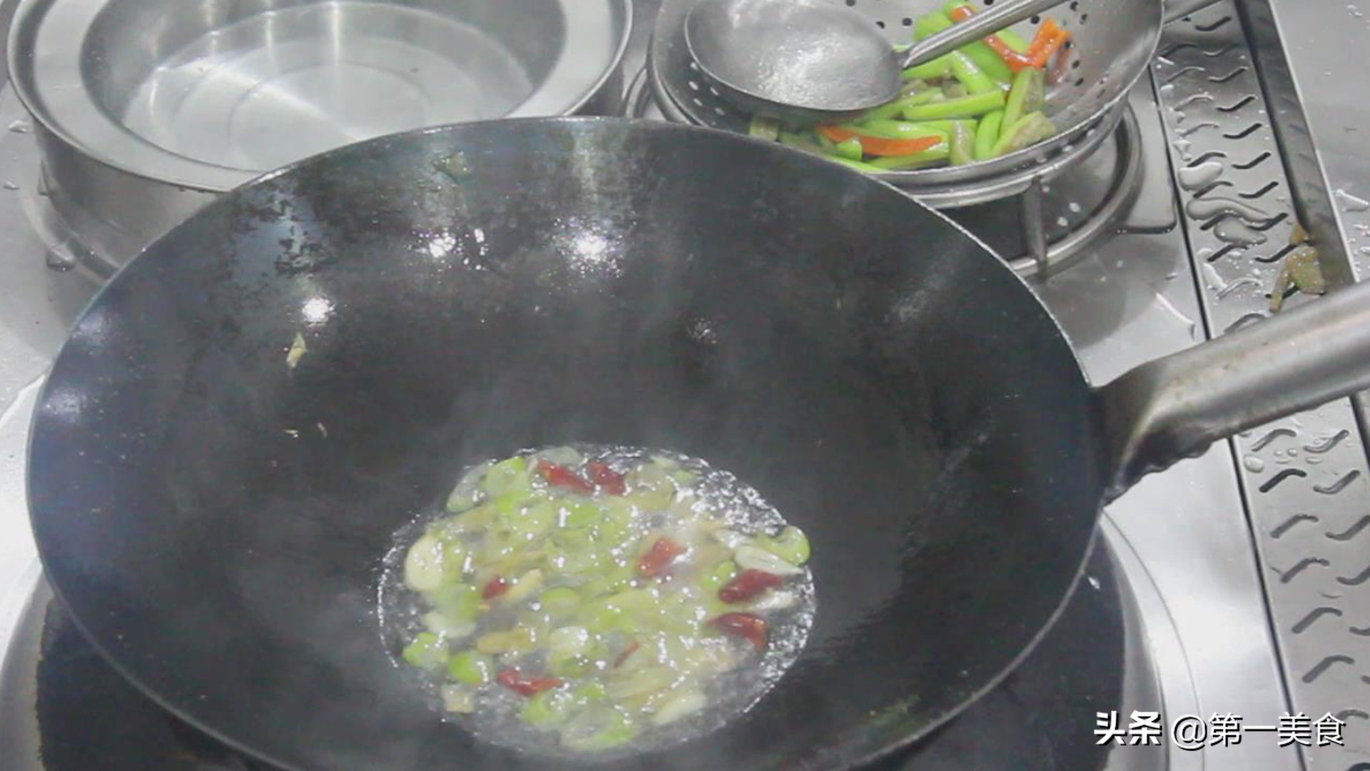 ˿���ն�����������������ճ����ɫ�����ˣ�ֻ��һ������