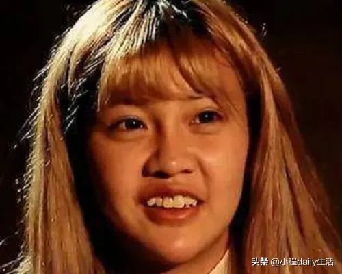 四位女网红旧照曝光，薇娅旧照冯提莫旧照，她的旧照：真帅气