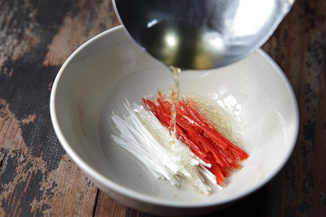 图片[3]-白灼大虾你真的会做吗搭配这碗酱汁腥味全无全家都爱吃！-起舞食谱网