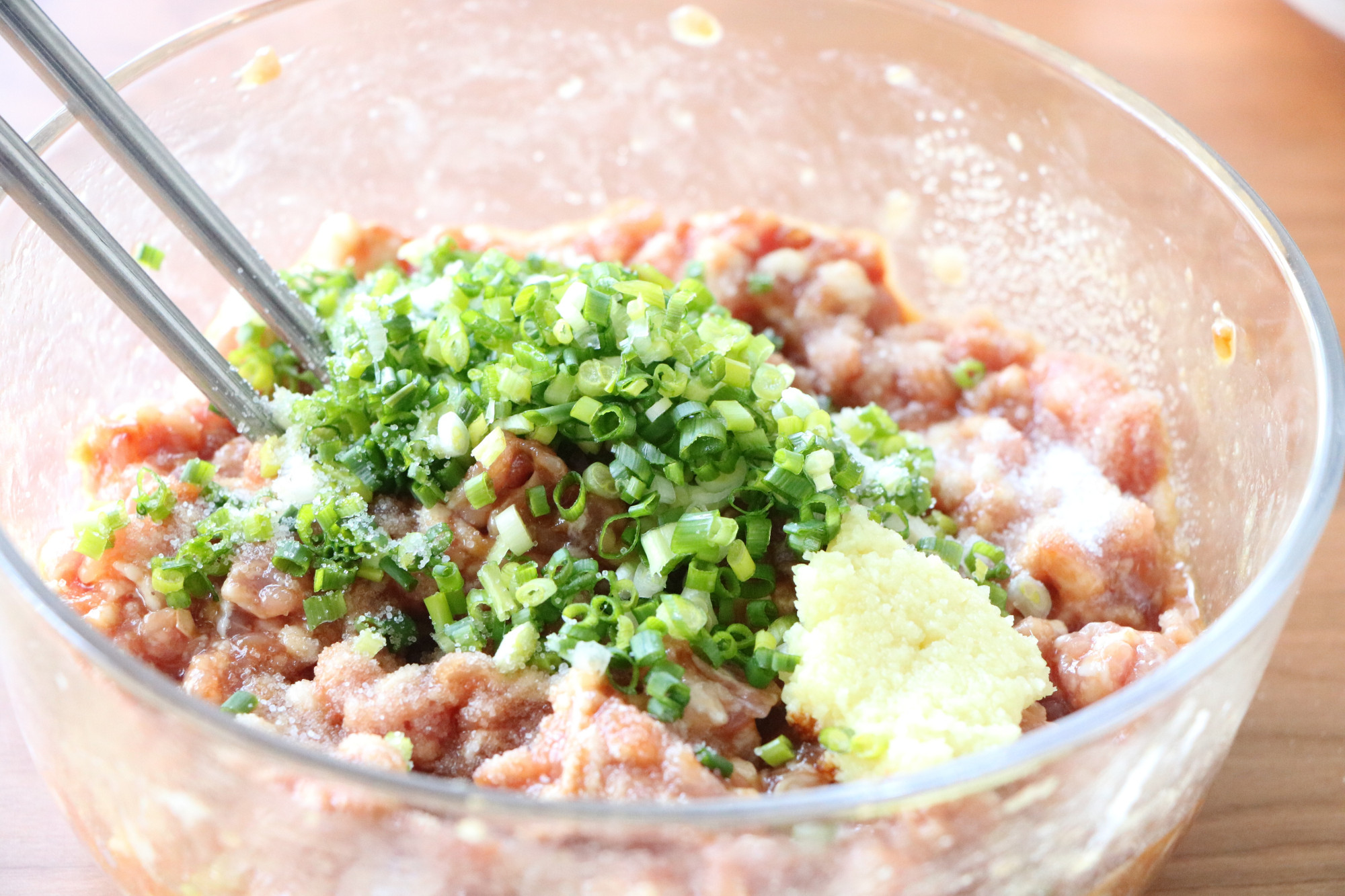 這道菜老少皆宜，比蛋餃簡單快手，年夜飯做給家人吃妥妥的