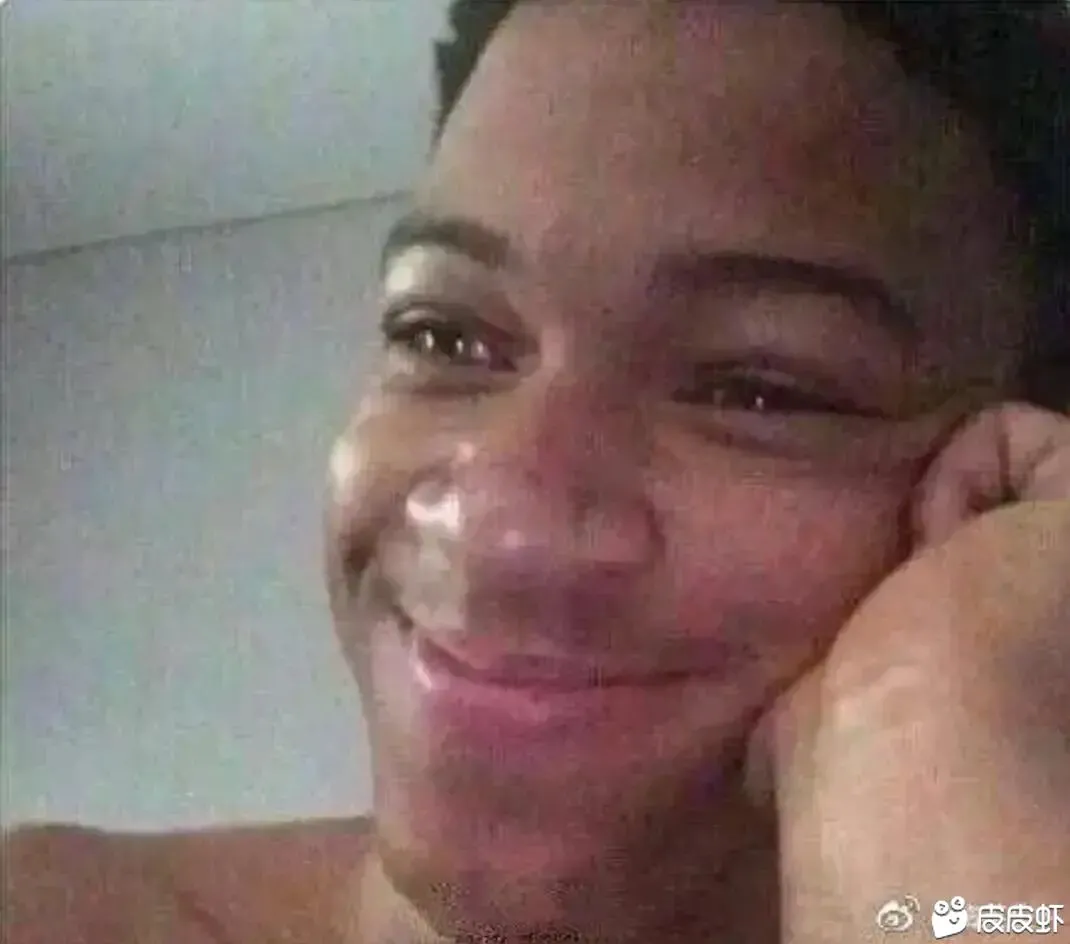 什么东西，放进去时候是坚挺的，拿出来时是柔