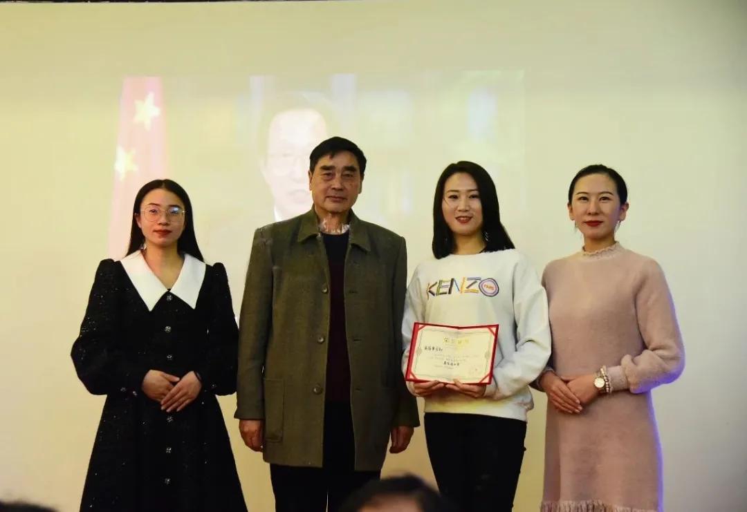 Flourishing contains seed of annual meeting ｜ " rat " not easy, "Ox " turn heaven and earth, 2021 our against the wind and row