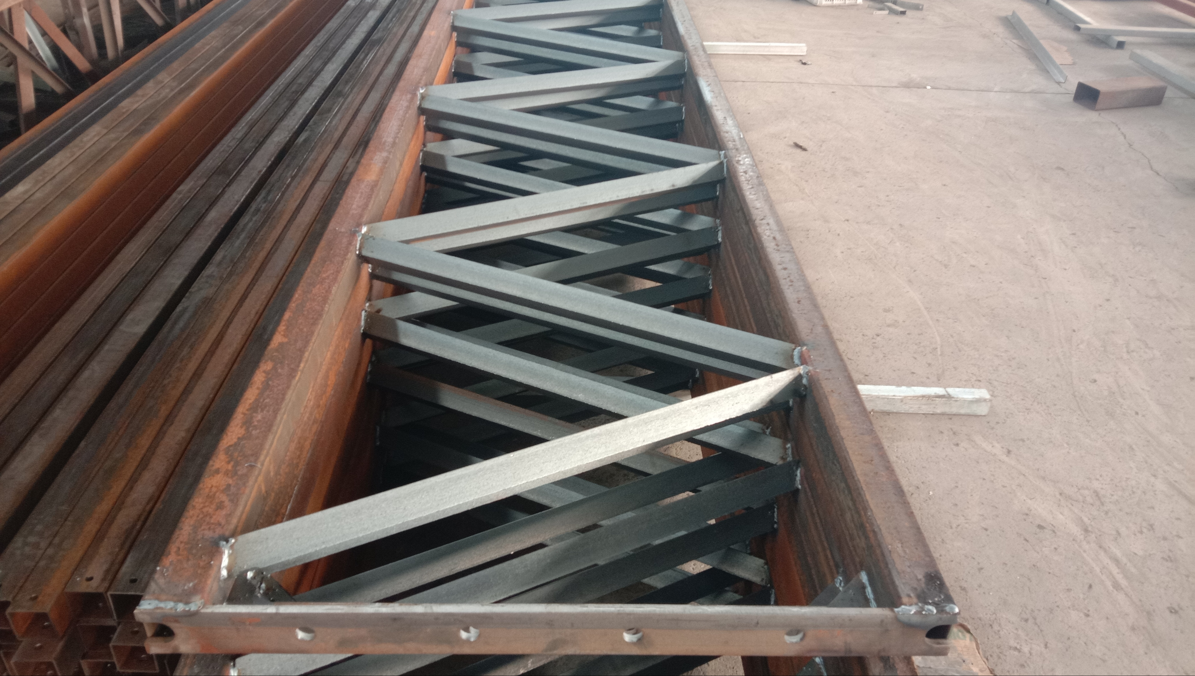 纹路型玻璃温室大棚桁架梁制作工艺以及技术标准