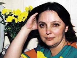 苏联妹子蜜月归来，遇空难直坠5000米，独自生还获赔75卢布